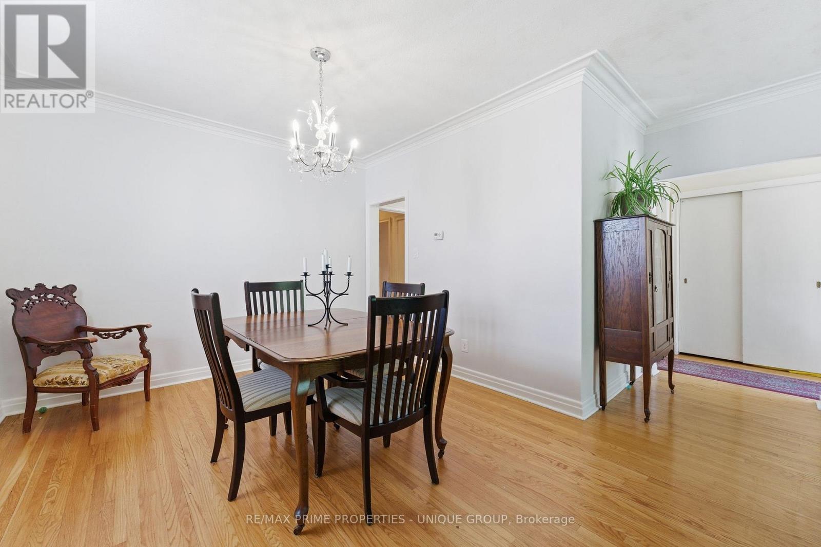 78 Glen Davis Crescent, Toronto, Ontario  M4E 1X5 - Photo 7 - E13228234