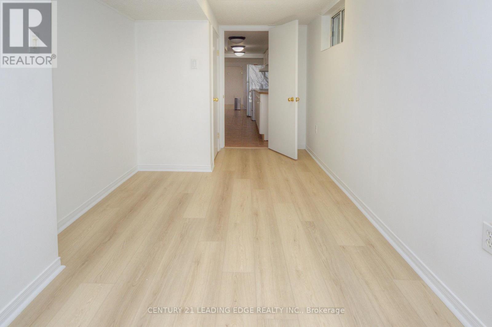 9 Wallington Avenue, Toronto, Ontario  M4C 2M7 - Photo 30 - E13228404