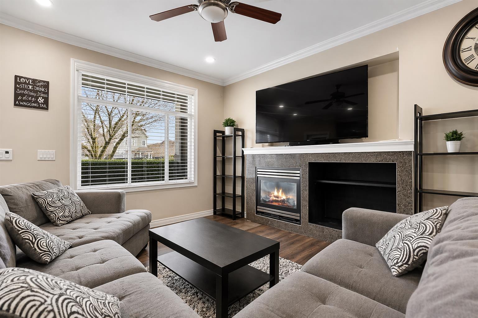 6965 192 Street, Surrey, British Columbia  V4N 5W6 - Photo 4 - R3130776
