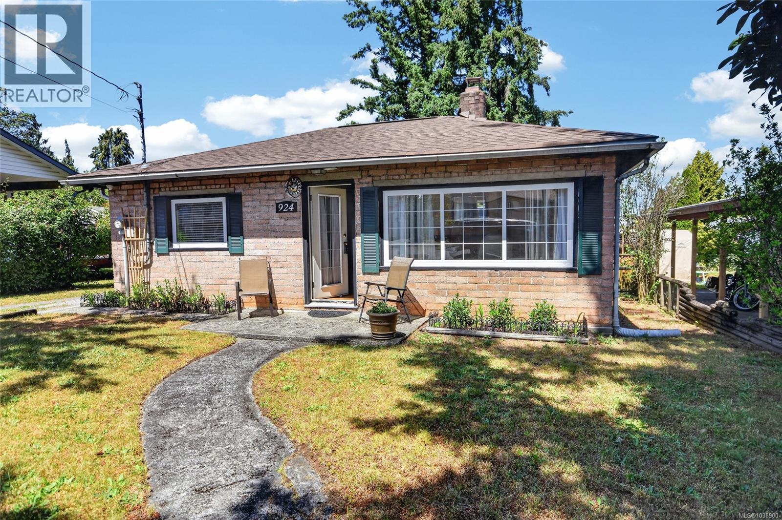 924 St. Andrews St, Nanaimo, British Columbia  V9S 1S2 - Photo 2 - 1038900