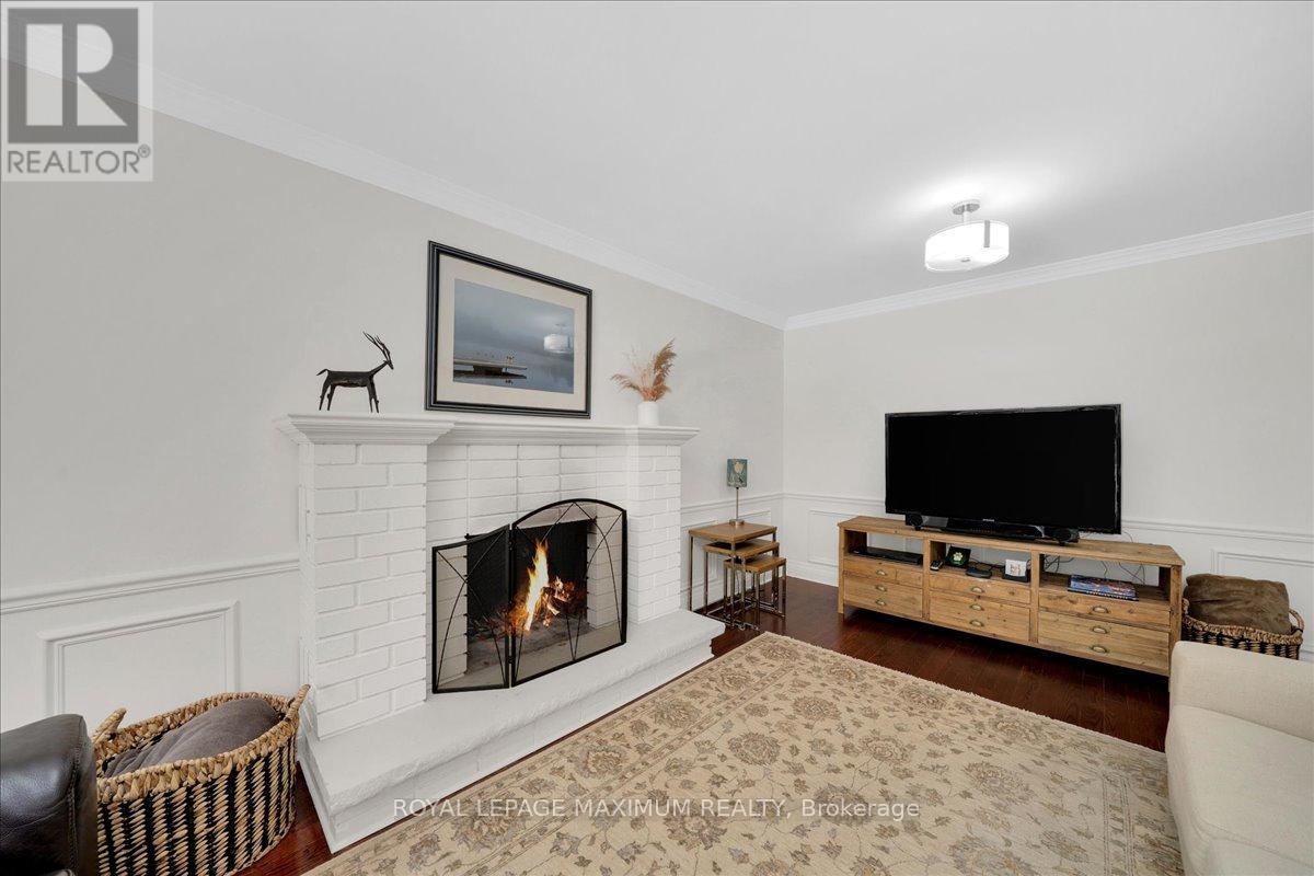 62 Montgomery Court, Markham, Ontario  L3R 0C1 - Photo 22 - N13228114