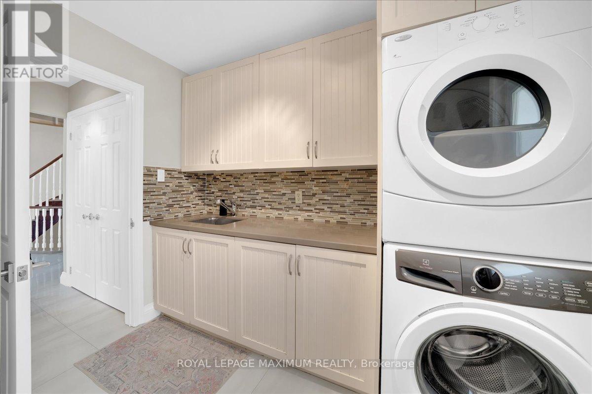 62 Montgomery Court, Markham, Ontario  L3R 0C1 - Photo 25 - N13228114