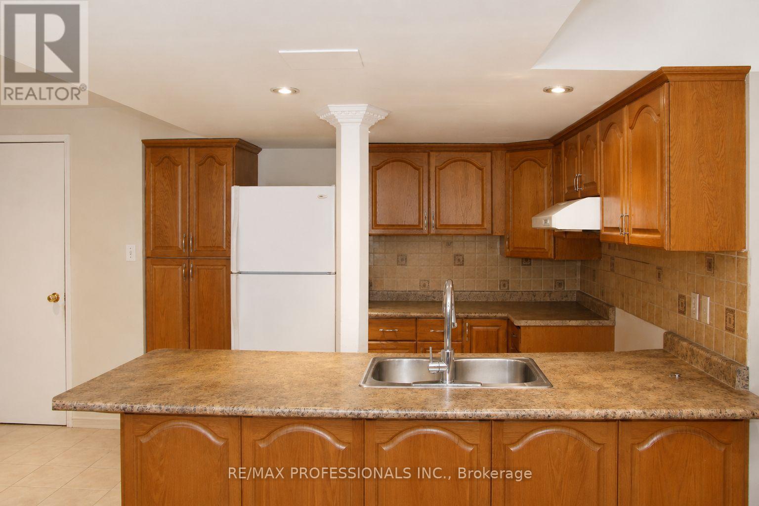 Basement - 67 Whistler Court, Markham, Ontario  L3R 4S9 - Photo 5 - N13228250