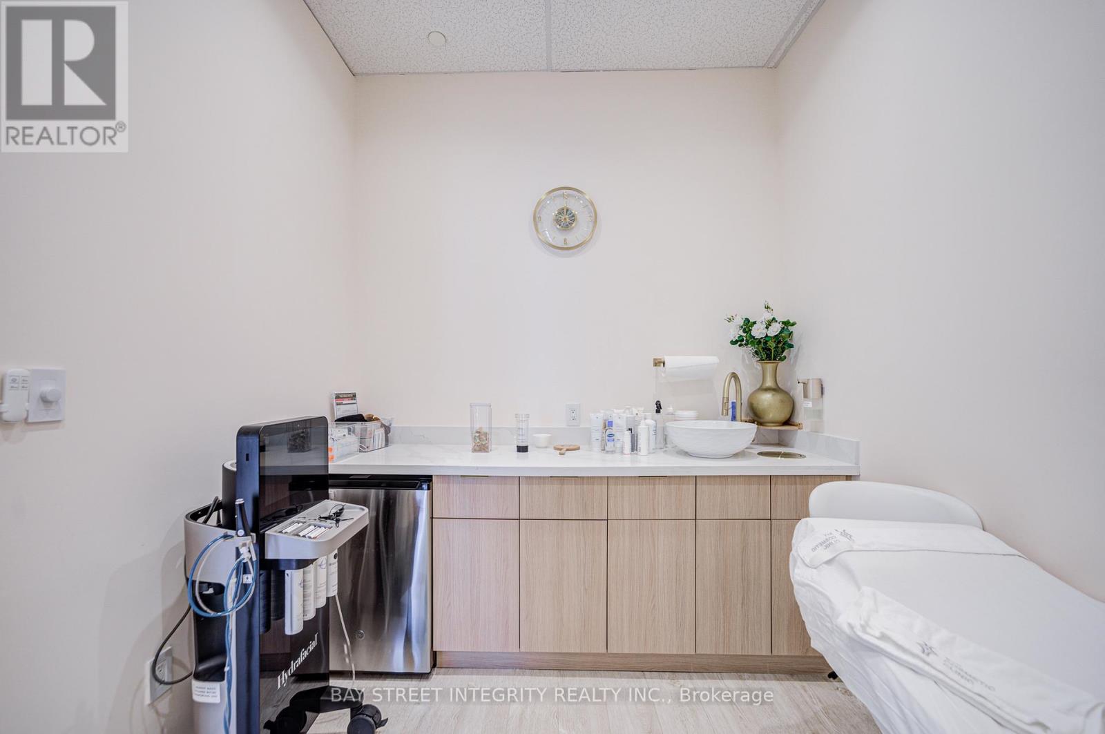 3861 Highway 7 Avenue E, Markham, Ontario  L3R 6M9 - Photo 16 - N13228252
