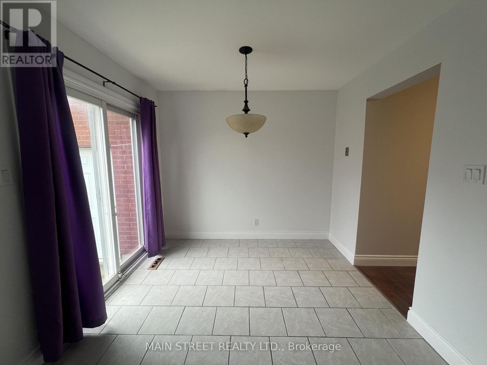 14 Ailsa Drive, Georgina, Ontario  L4P 3N5 - Photo 15 - N13228378