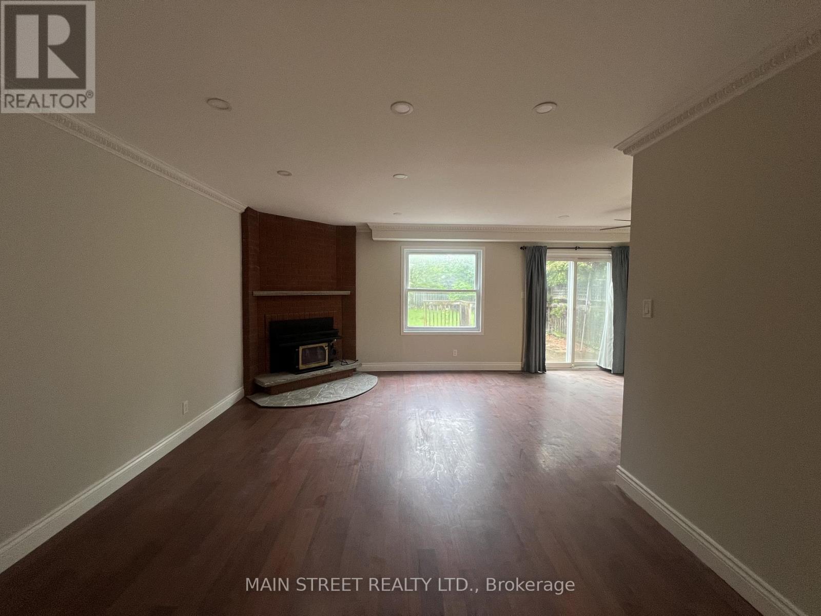 14 Ailsa Drive, Georgina, Ontario  L4P 3N5 - Photo 6 - N13228378