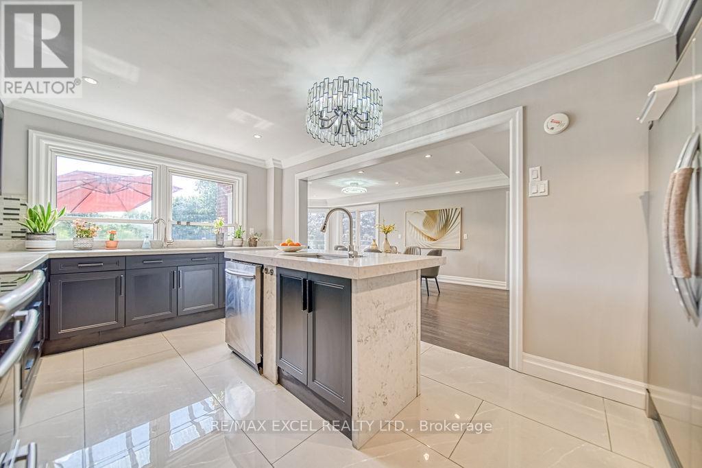 88 Montgomery Court, Markham, Ontario  L3R 0C1 - Photo 17 - N13228420