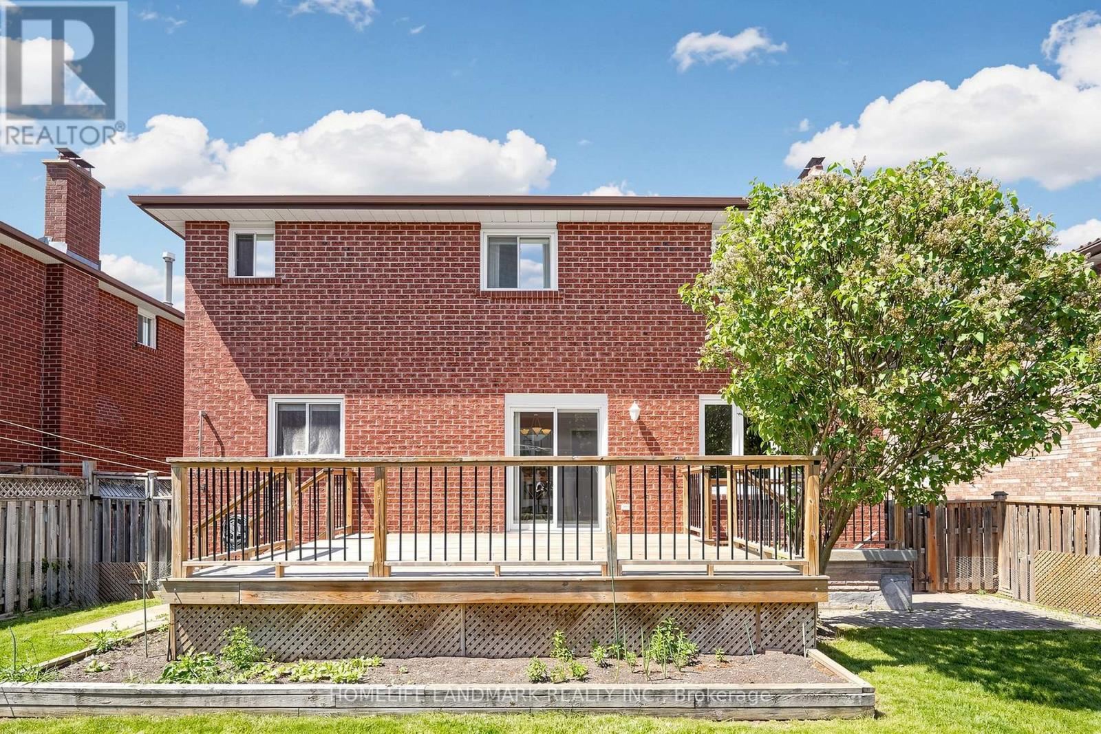 33 Dundee Crescent, Markham, Ontario  L3R 8Y7 - Photo 7 - N13228486