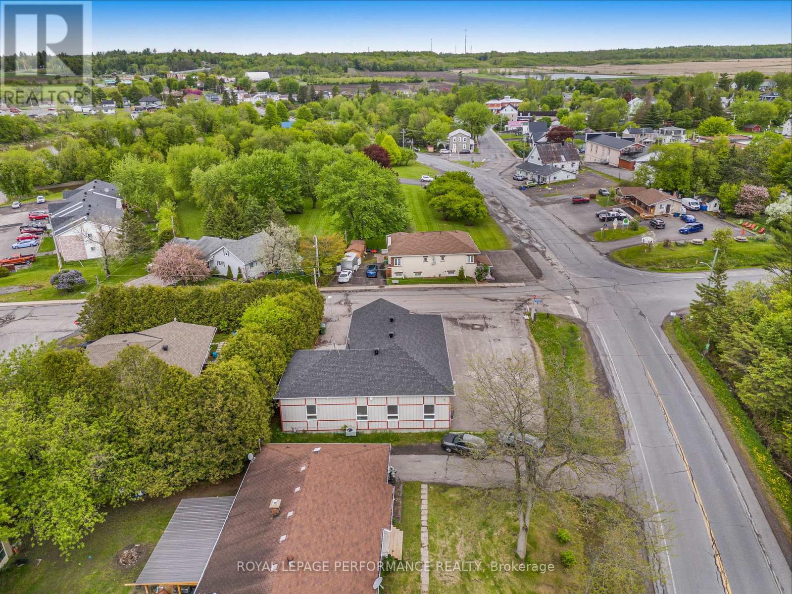 200 Du Comte Street, Alfred And Plantagenet, Ontario K0B 1L0 - Photo 34 - X13228676