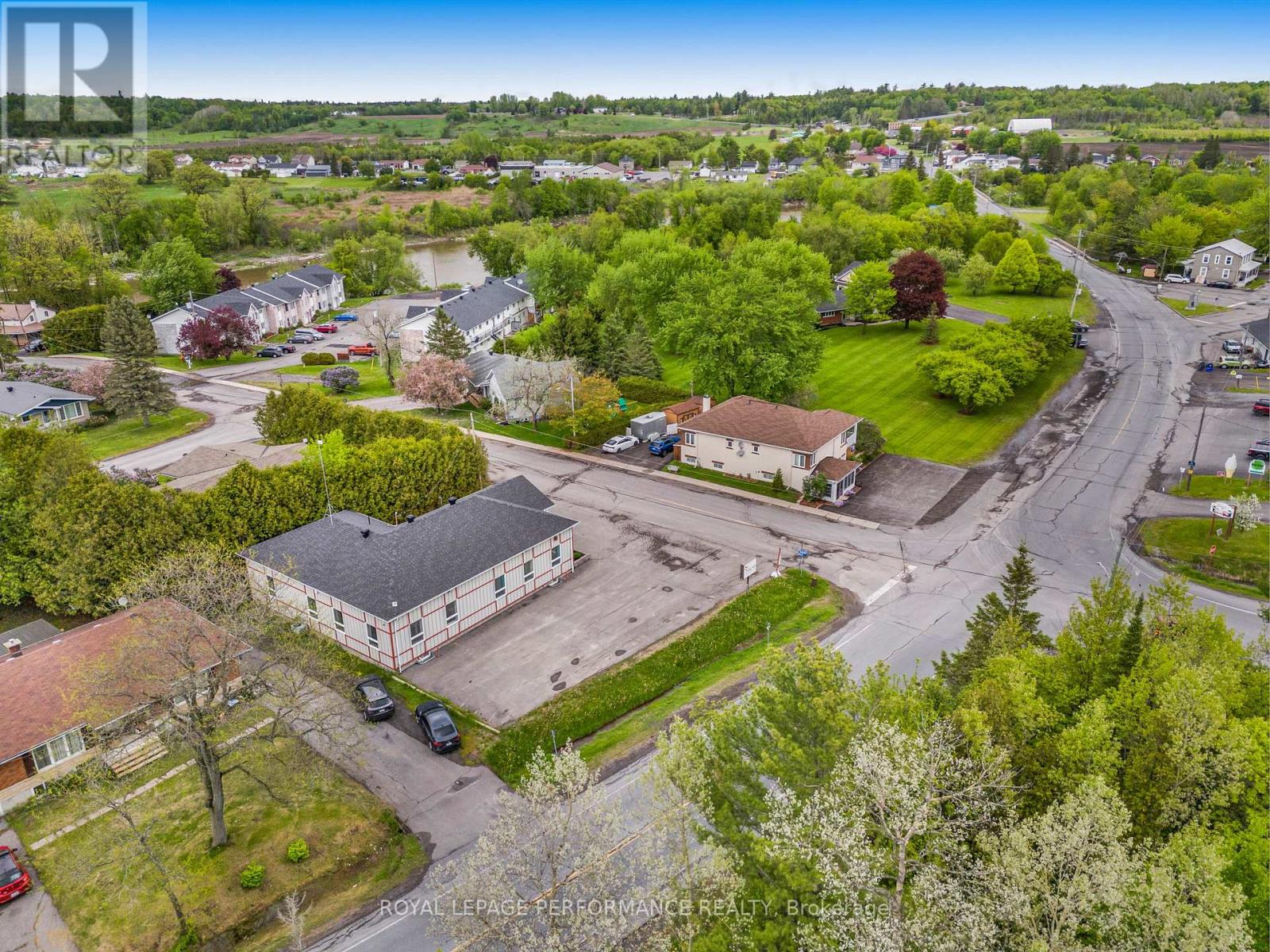 200 Du Comte Street, Alfred And Plantagenet, Ontario K0B 1L0 - Photo 33 - X13228678