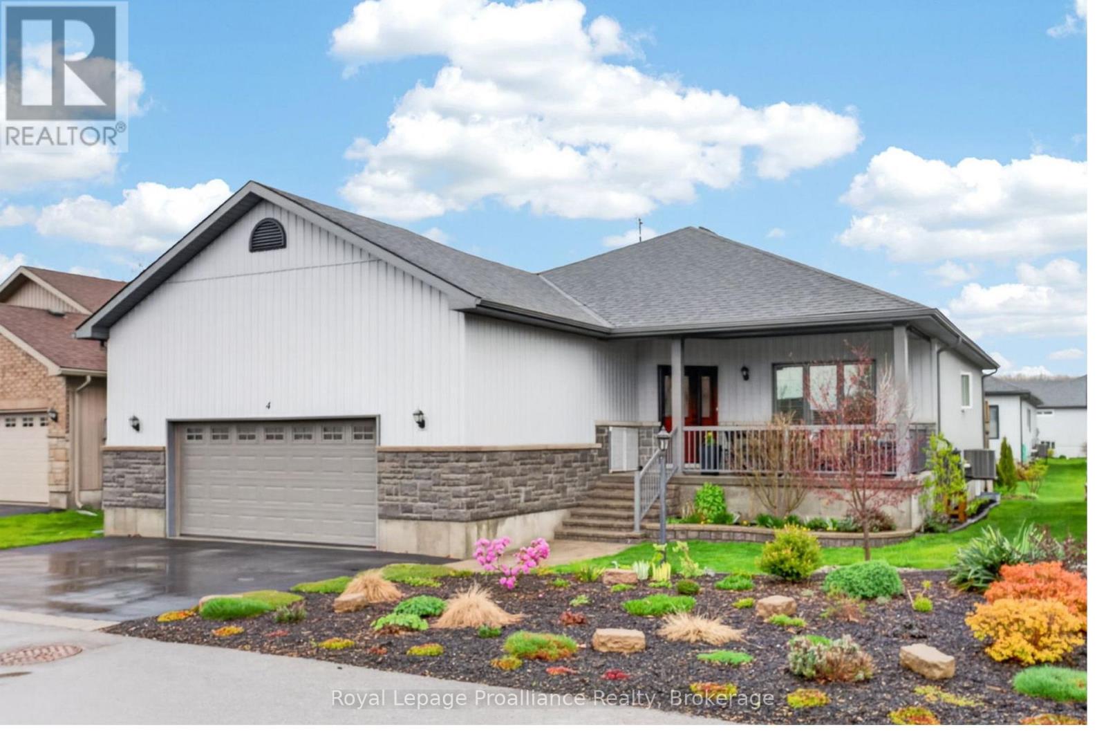 4 Merrill Drive, Prince Edward County, Ontario  K0K 3L0 - Photo 2 - X13145768