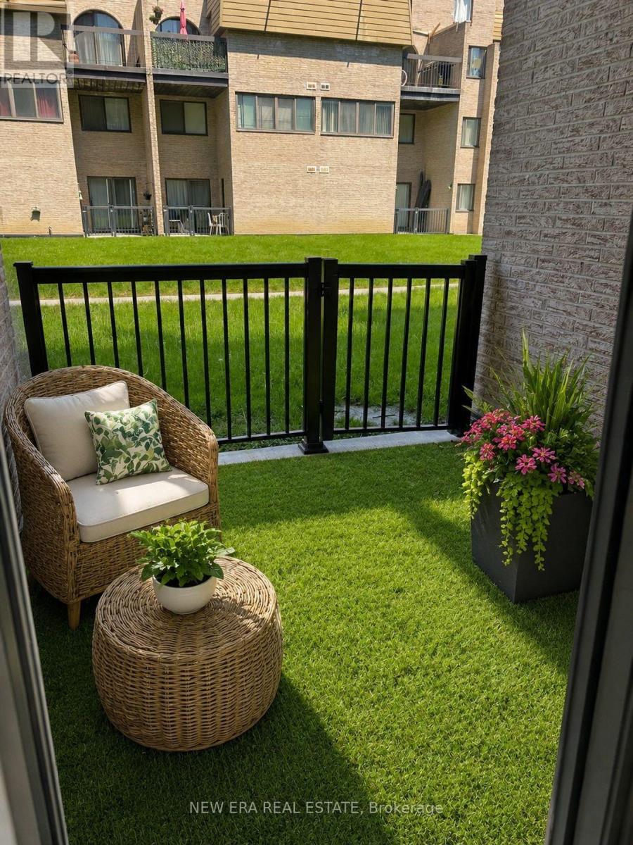 146 - 2095 Roche Court, Mississauga, Ontario  L5K 2C8 - Photo 3 - W13228152