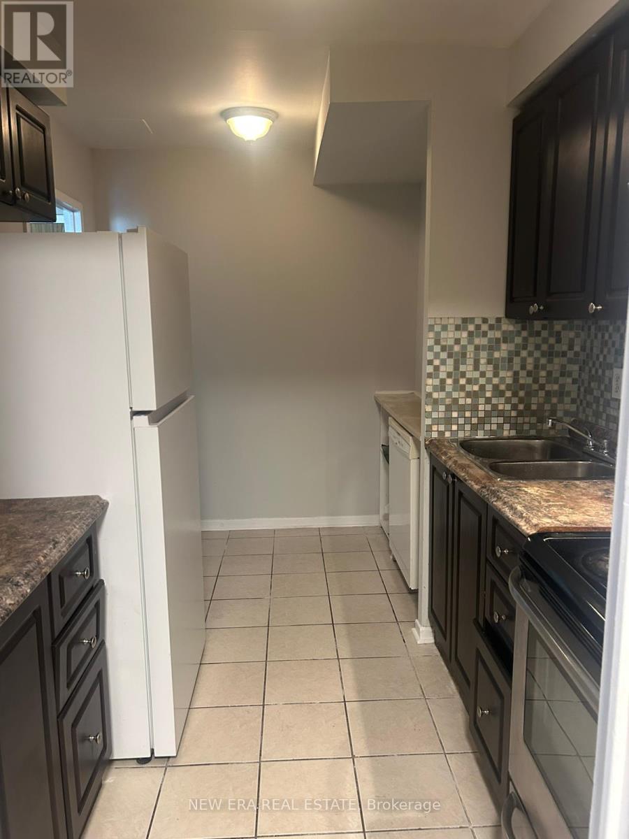 146 - 2095 Roche Court, Mississauga, Ontario  L5K 2C8 - Photo 8 - W13228152