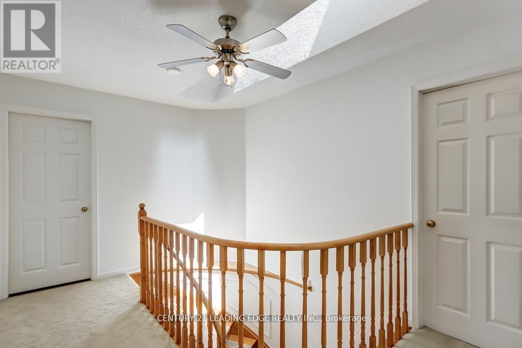 1595 Sir Monty's Drive, Mississauga, Ontario  L5N 4P1 - Photo 22 - W13228166