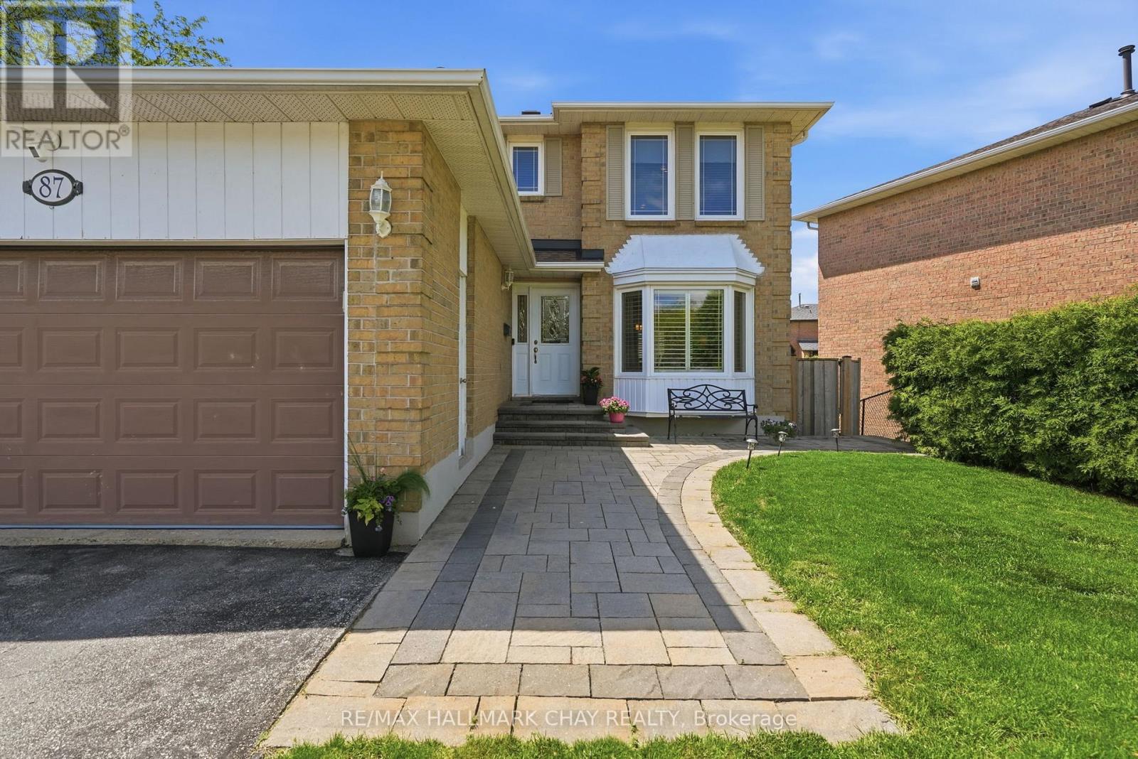 87 Philosopher's Trail, Brampton, Ontario  L6S 4L4 - Photo 3 - W13228192
