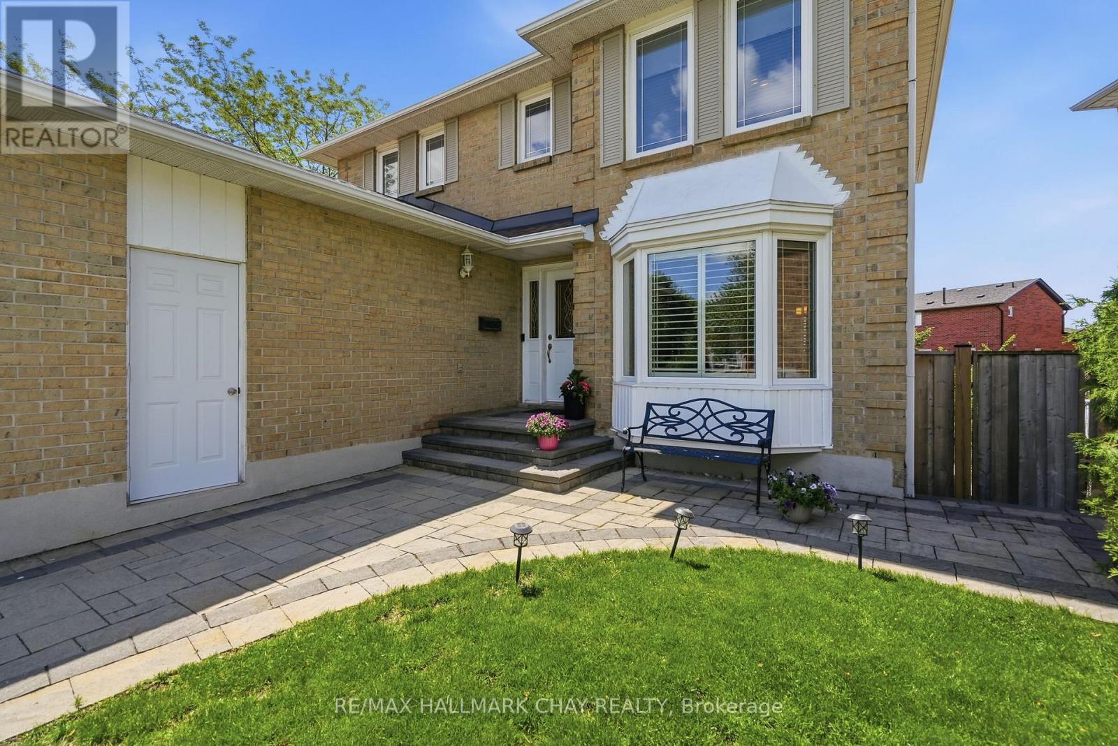 87 Philosopher's Trail, Brampton, Ontario  L6S 4L4 - Photo 4 - W13228192