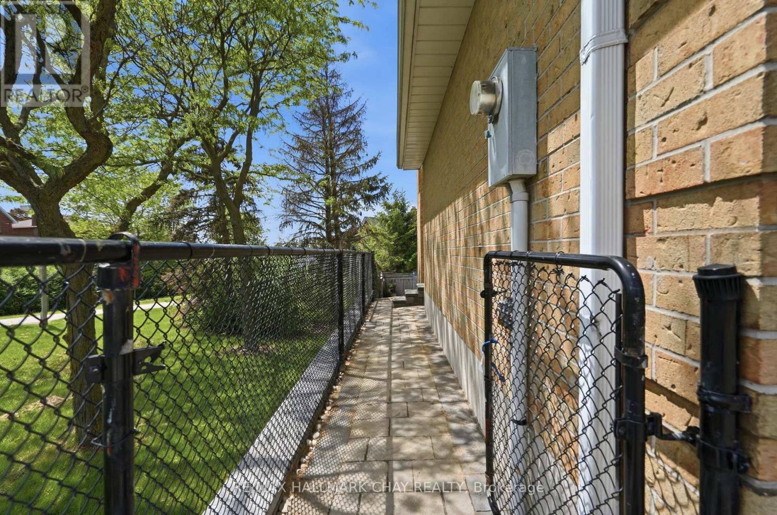 87 Philosopher's Trail, Brampton, Ontario  L6S 4L4 - Photo 45 - W13228192