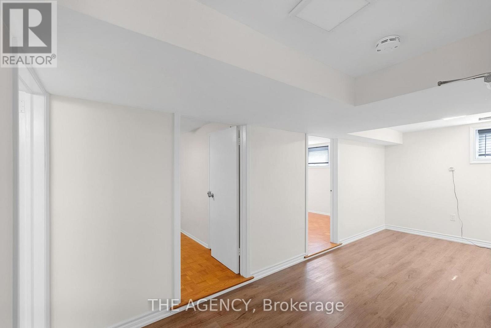 1038 Alexandra Avenue, Mississauga, Ontario  L5E 1Z8 - Photo 11 - W13228200