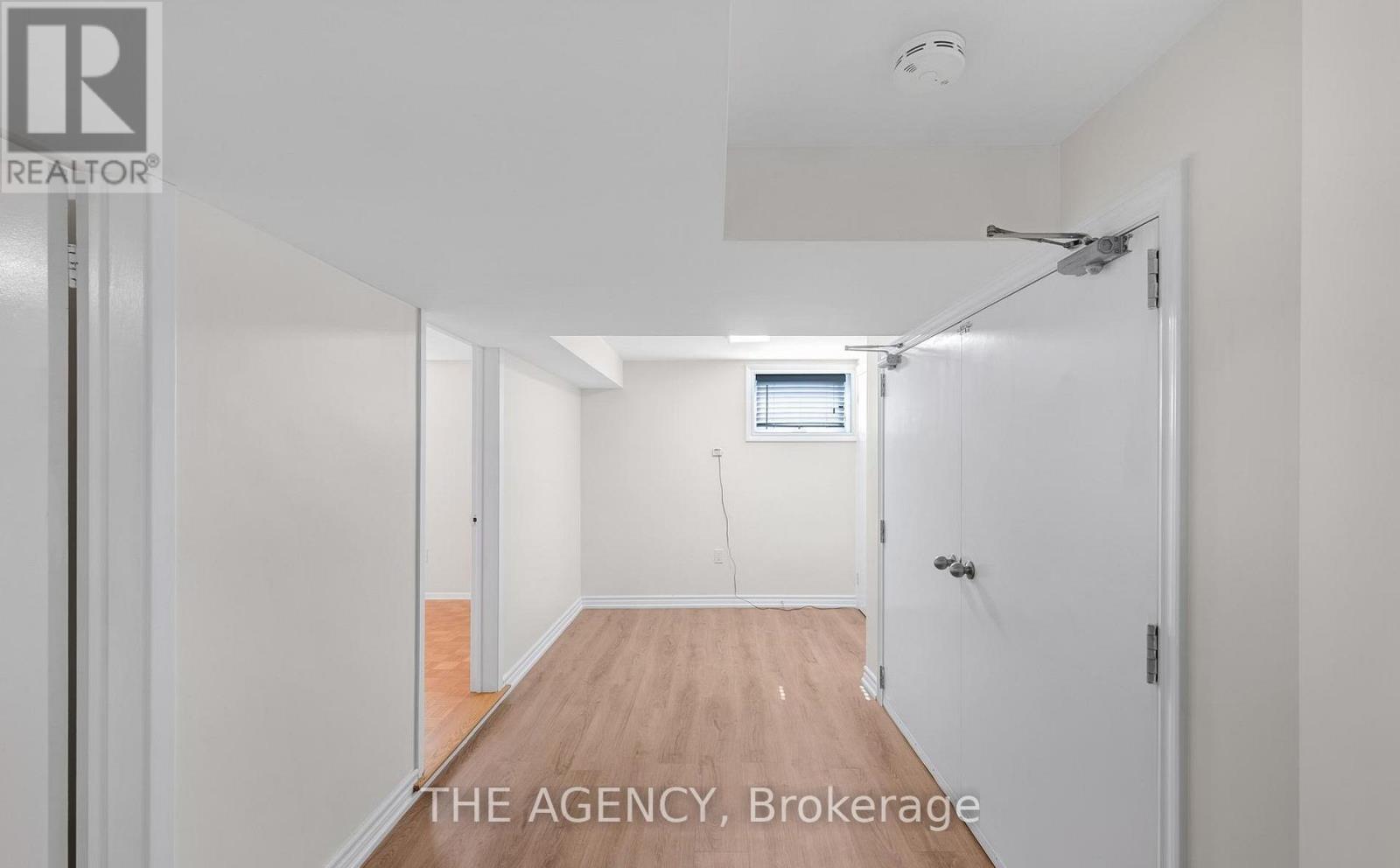 1038 Alexandra Avenue, Mississauga, Ontario  L5E 1Z8 - Photo 12 - W13228200