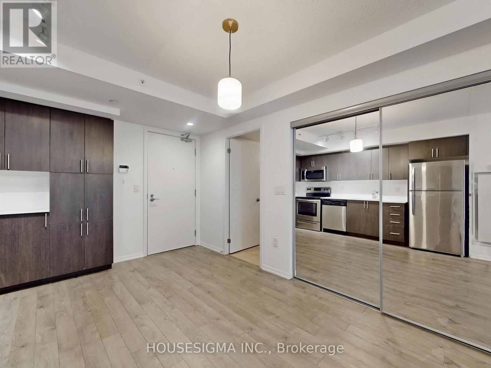 211 - 3091 Dufferin Street, Toronto, Ontario  M6A 0C4 - Photo 11 - W13228238
