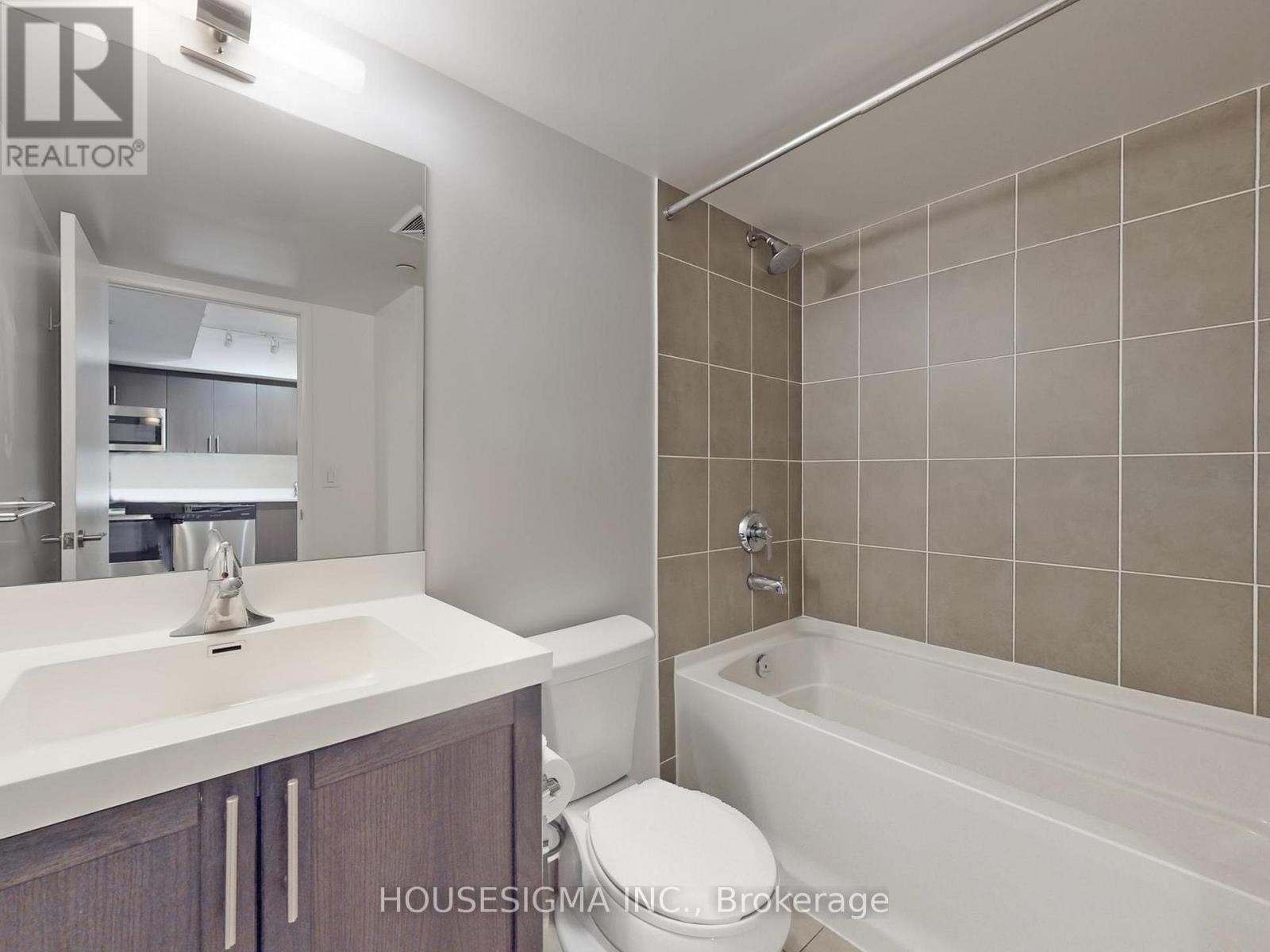 211 - 3091 Dufferin Street, Toronto, Ontario  M6A 0C4 - Photo 15 - W13228238