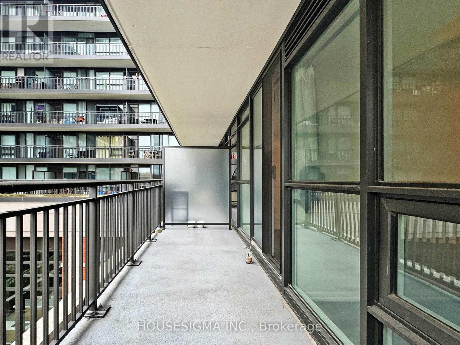 211 - 3091 Dufferin Street, Toronto, Ontario  M6A 0C4 - Photo 18 - W13228238