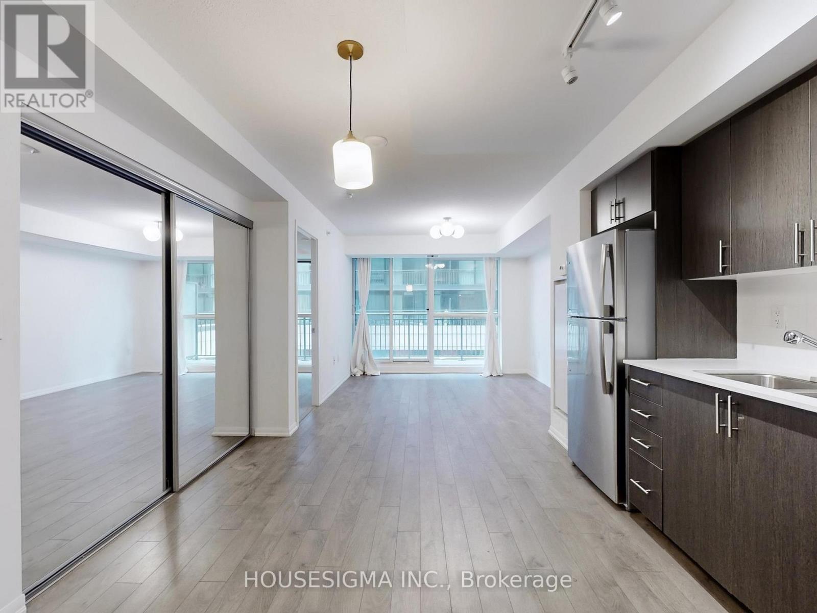 211 - 3091 Dufferin Street, Toronto, Ontario  M6A 0C4 - Photo 4 - W13228238
