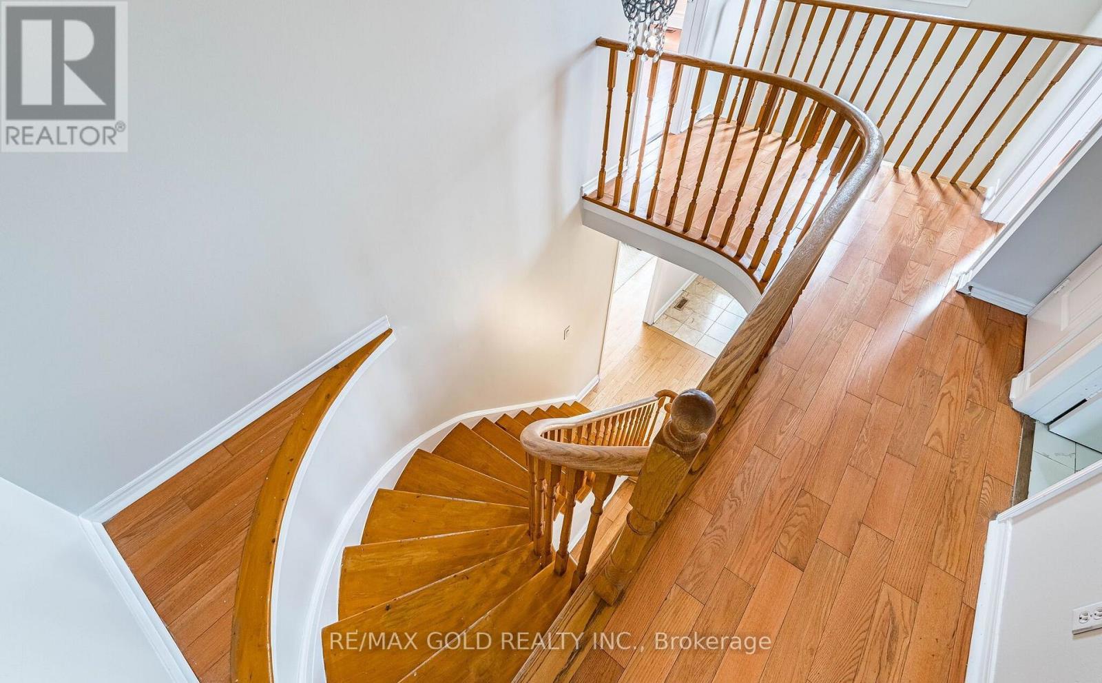 92 Moffatt Avenue, Brampton, Ontario  L6Y 4K8 - Photo 19 - W13228276