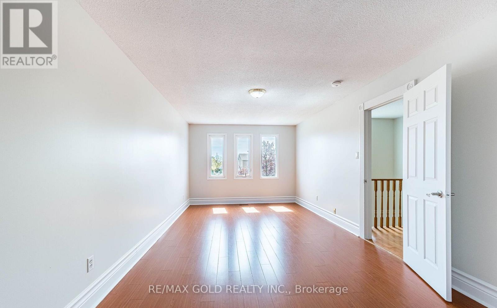 92 Moffatt Avenue, Brampton, Ontario  L6Y 4K8 - Photo 21 - W13228276