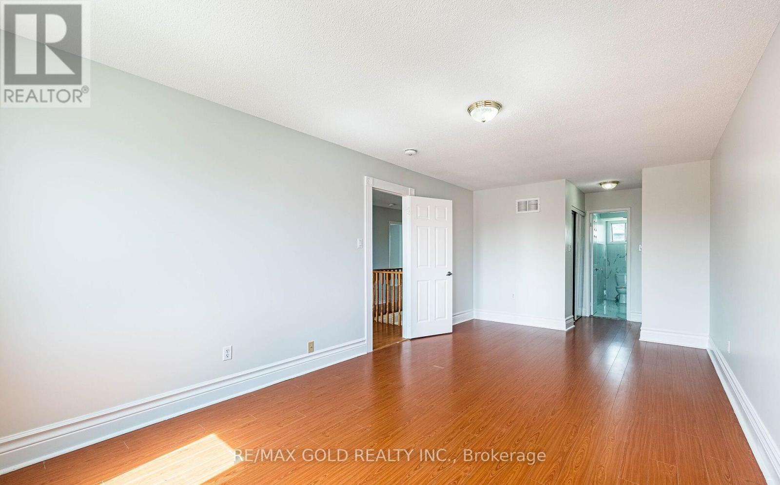 92 Moffatt Avenue, Brampton, Ontario  L6Y 4K8 - Photo 22 - W13228276