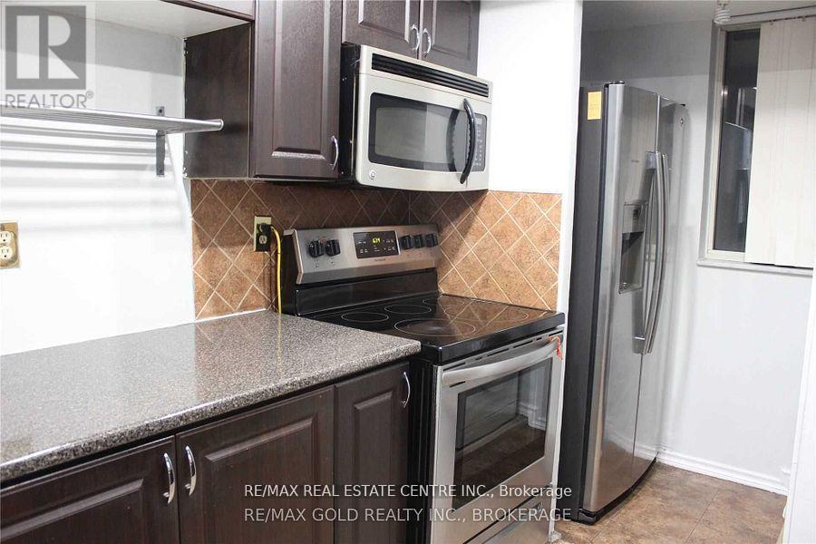 1110 - 265 Enfield Place, Mississauga, Ontario  L5B 3Y6 - Photo 4 - W13228280