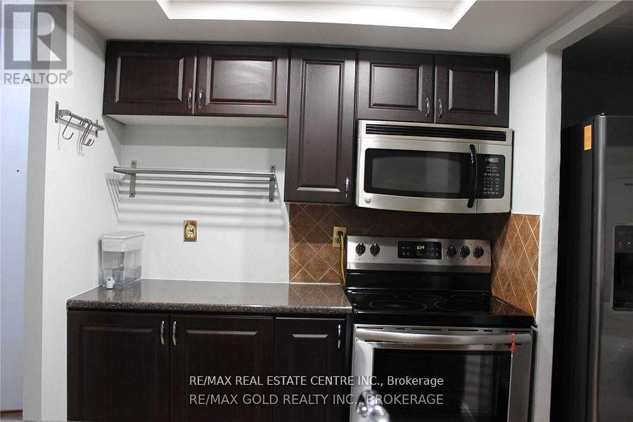 1110 - 265 Enfield Place, Mississauga, Ontario  L5B 3Y6 - Photo 5 - W13228280