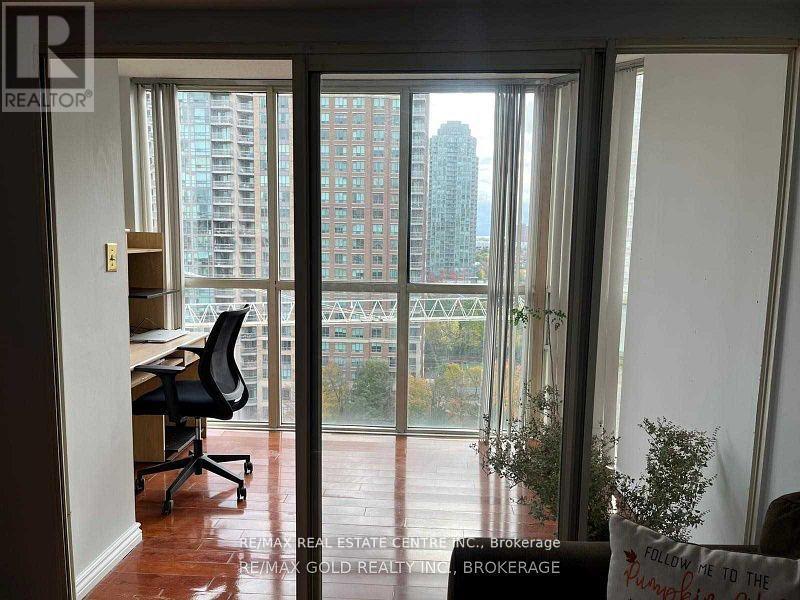 1110 - 265 Enfield Place, Mississauga, Ontario  L5B 3Y6 - Photo 6 - W13228280