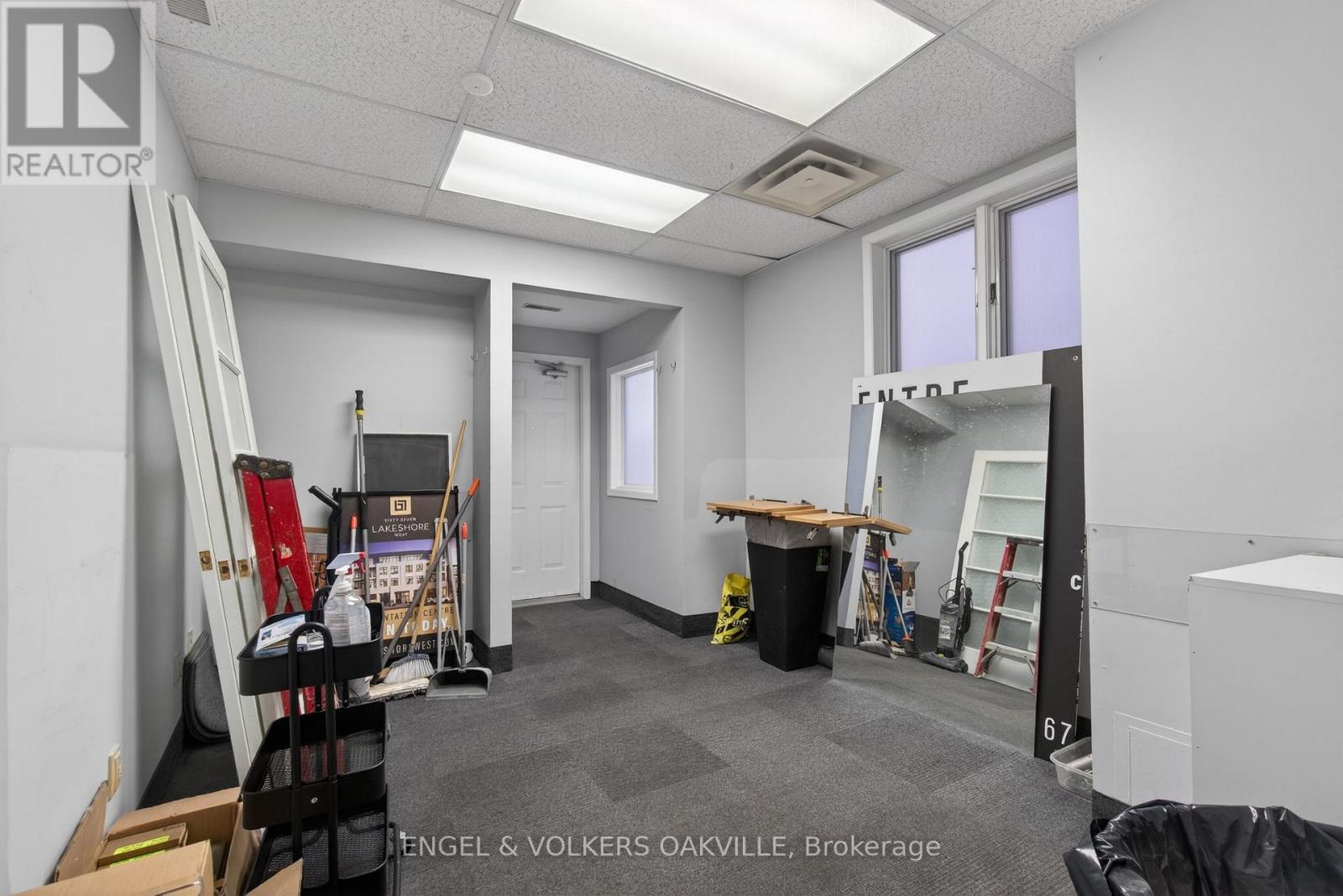 67 Lakeshore Road W, Oakville, Ontario  L6K 1C9 - Photo 20 - W13228298