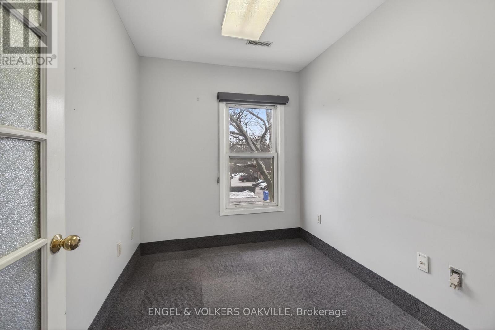 67 Lakeshore Road W, Oakville, Ontario  L6K 1C9 - Photo 26 - W13228298