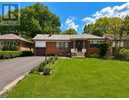 40 KINGSWOOD ROAD, Oakville, Ontario