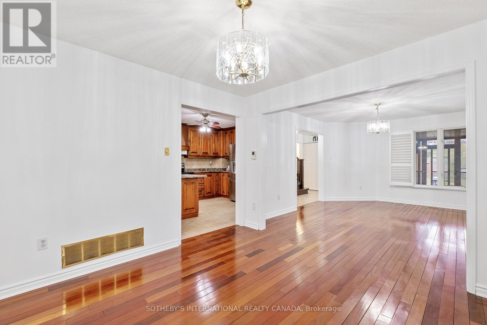 3631 Cherrington Crescent, Mississauga, Ontario  L5L 5C6 - Photo 8 - W13228482