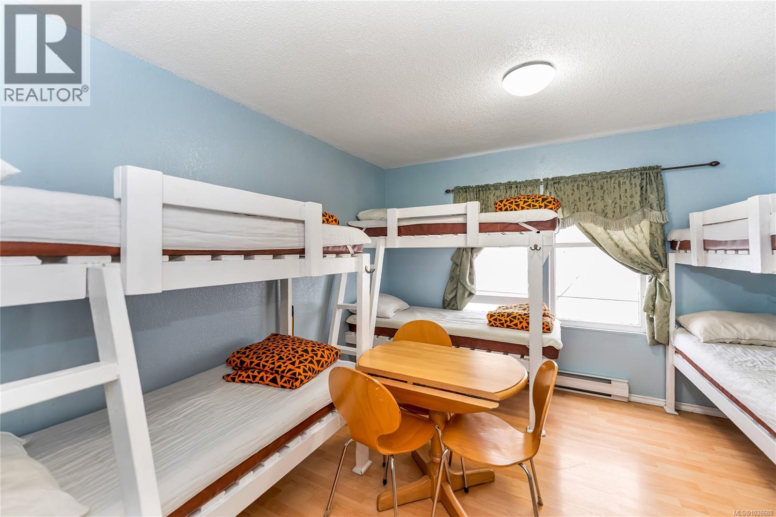 1608 Quadra St, Victoria, British Columbia  V8W 2L4 - Photo 16 - 1038688