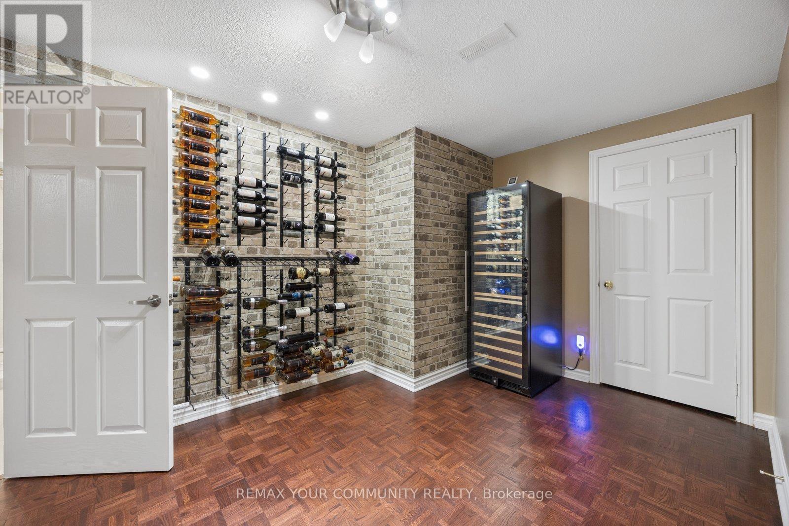 2 Riggs Court, Richmond Hill, Ontario  L4C 9N7 - Photo 37 - N13223174