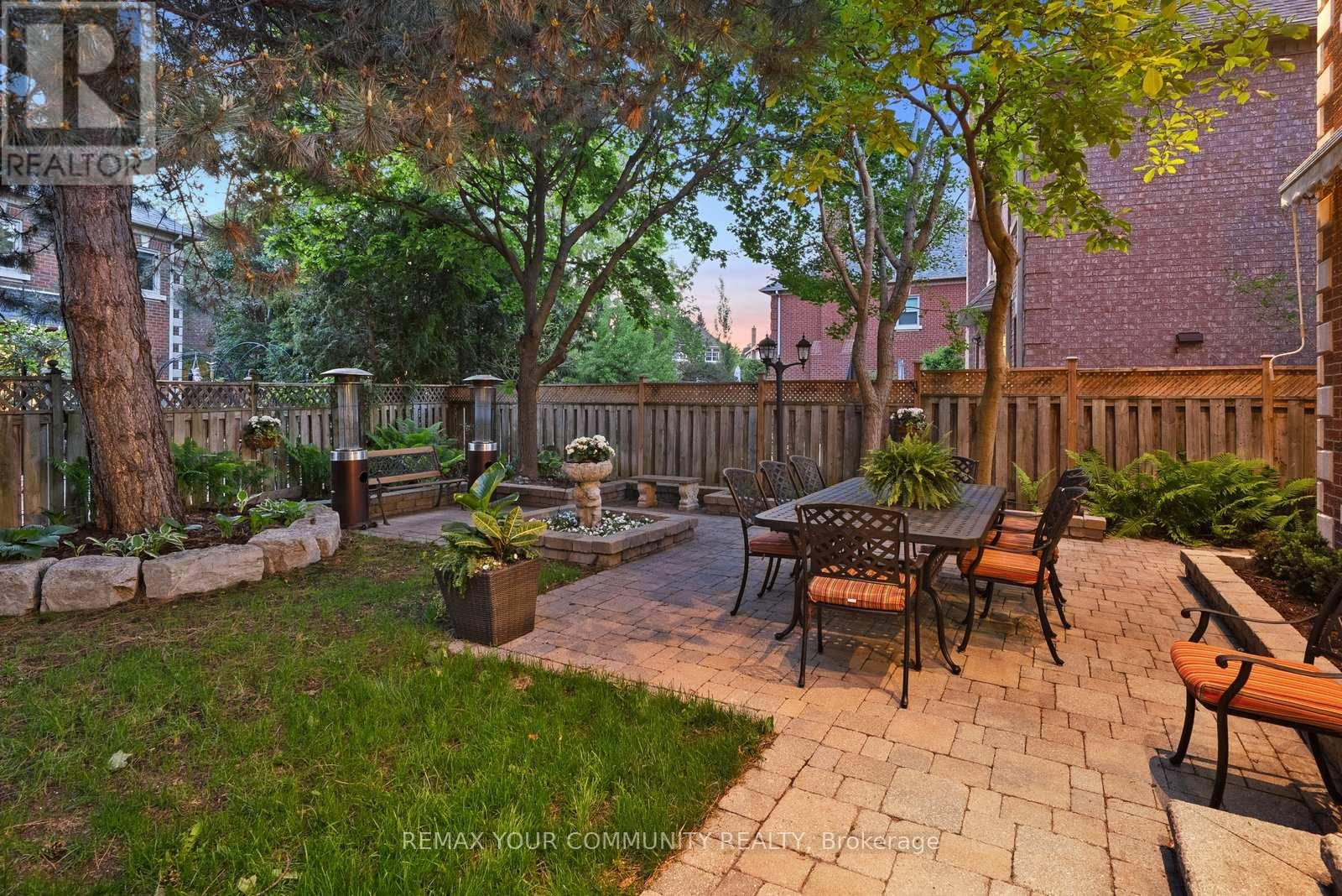 2 Riggs Court, Richmond Hill, Ontario  L4C 9N7 - Photo 46 - N13223174