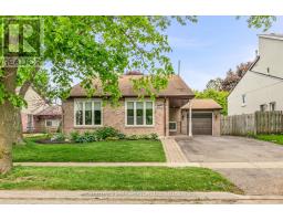 DRIVE - 43 STODDART DRIVE
