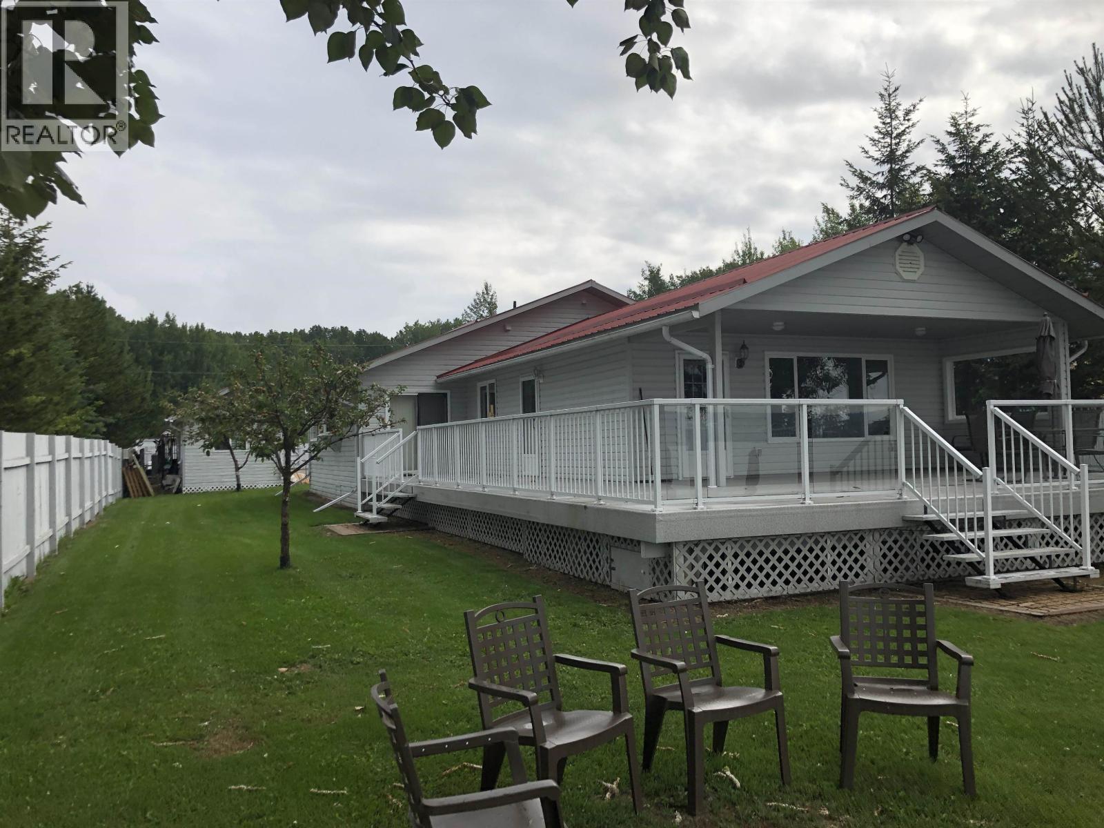 7013 Peterson Road, Fraser Lake, British Columbia  V0J 1S0 - Photo 15 - R3130835
