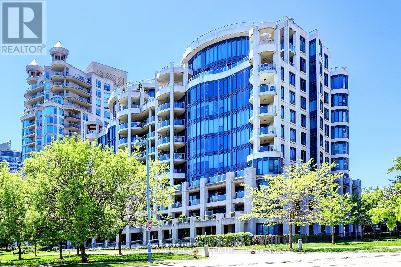318 - 2095 Lake Shore Boulevard W, Toronto, Ontario  M8V 4G4 - Photo 2 - W13161038