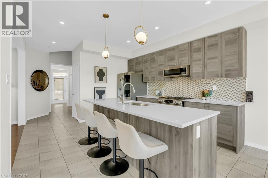 28 Magdalena Street, Stoney Creek, Ontario  L8J 0M3 - Photo 14 - 40835644