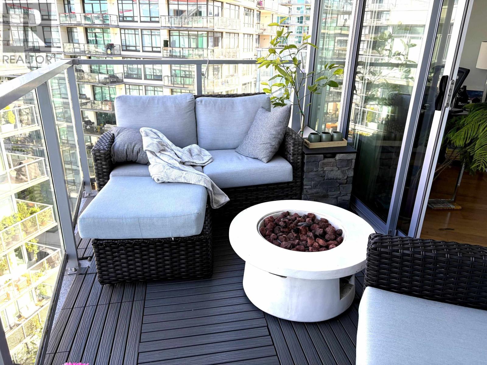 808 199 Victory Ship Way, North Vancouver, British Columbia V7L 0B2 - Photo 8 - R3130826