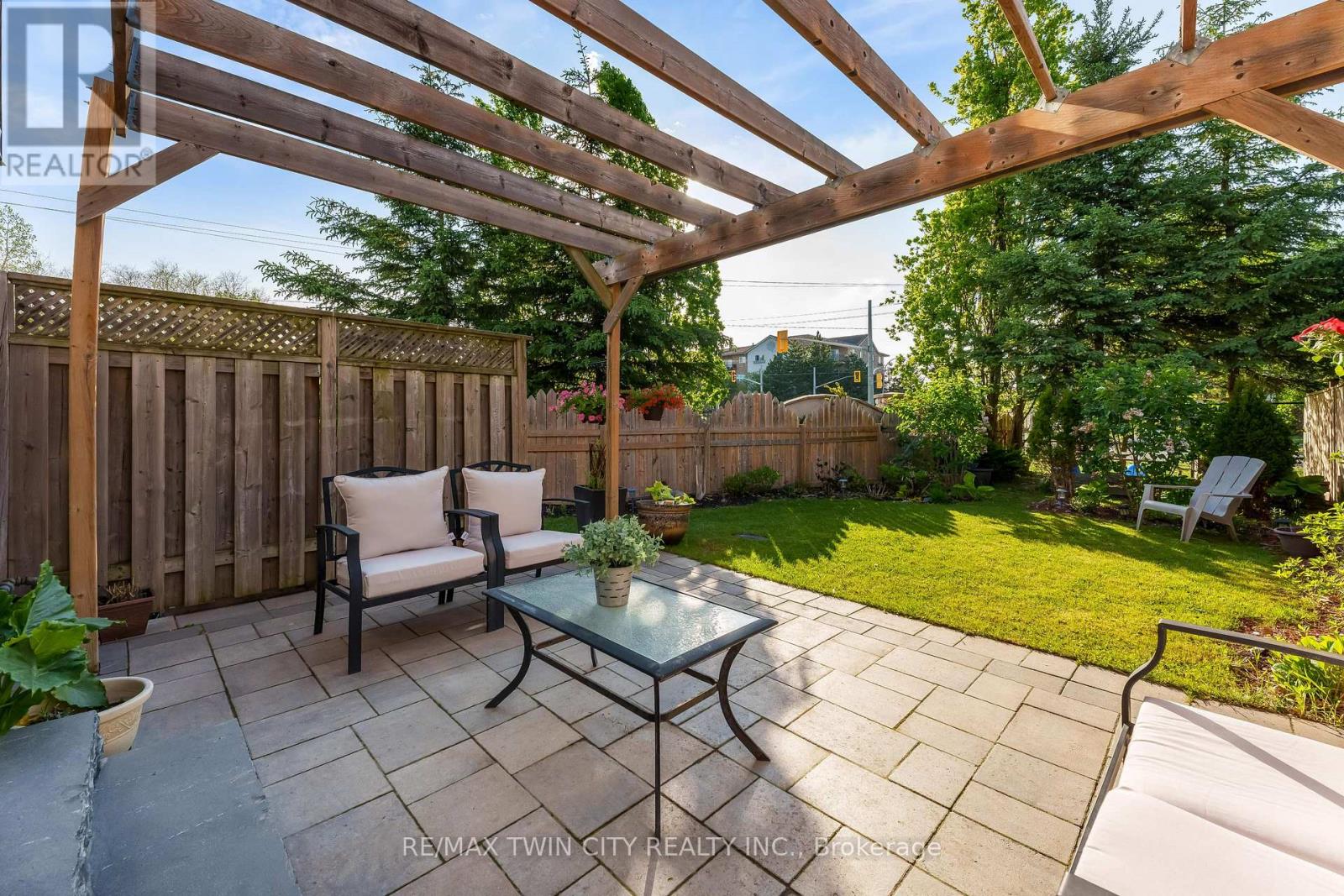 538 Beaumont Crescent, Kitchener, Ontario  N2A 0A9 - Photo 37 - X13228136