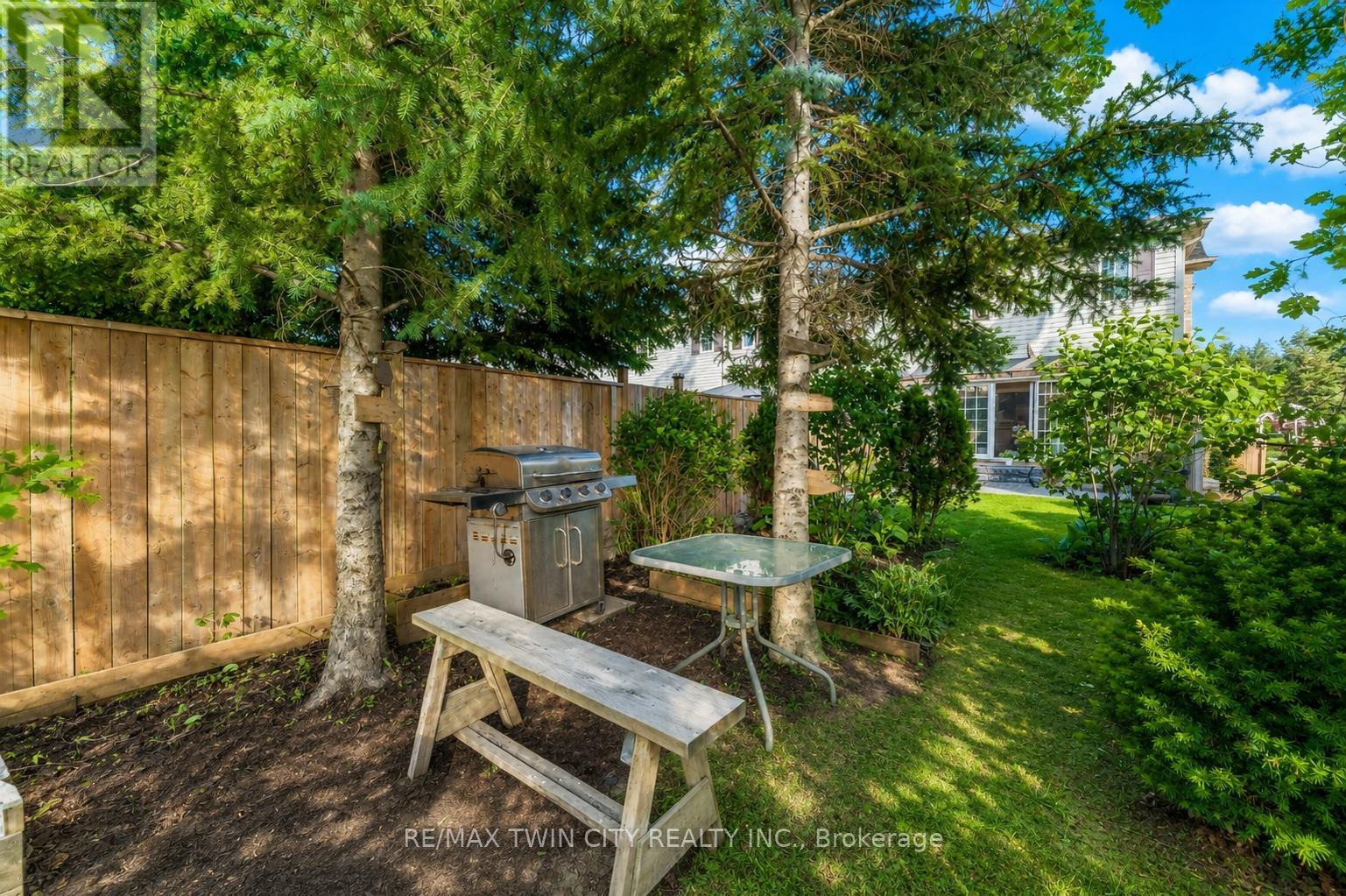 538 Beaumont Crescent, Kitchener, Ontario  N2A 0A9 - Photo 43 - X13228136