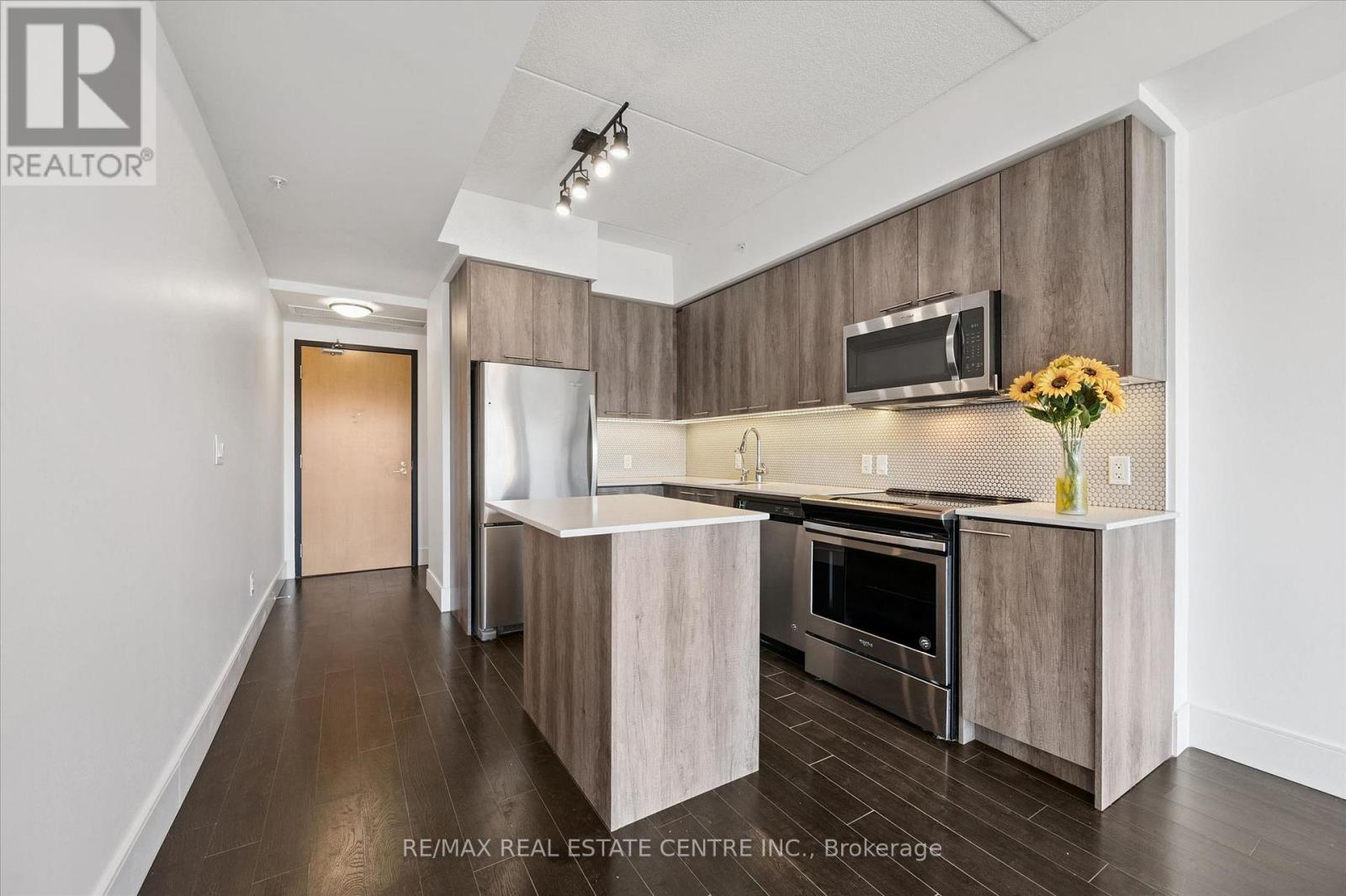 203 - 15 Prince Albert Boulevard, Kitchener, Ontario  N2H 0C2 - Photo 3 - X13228258