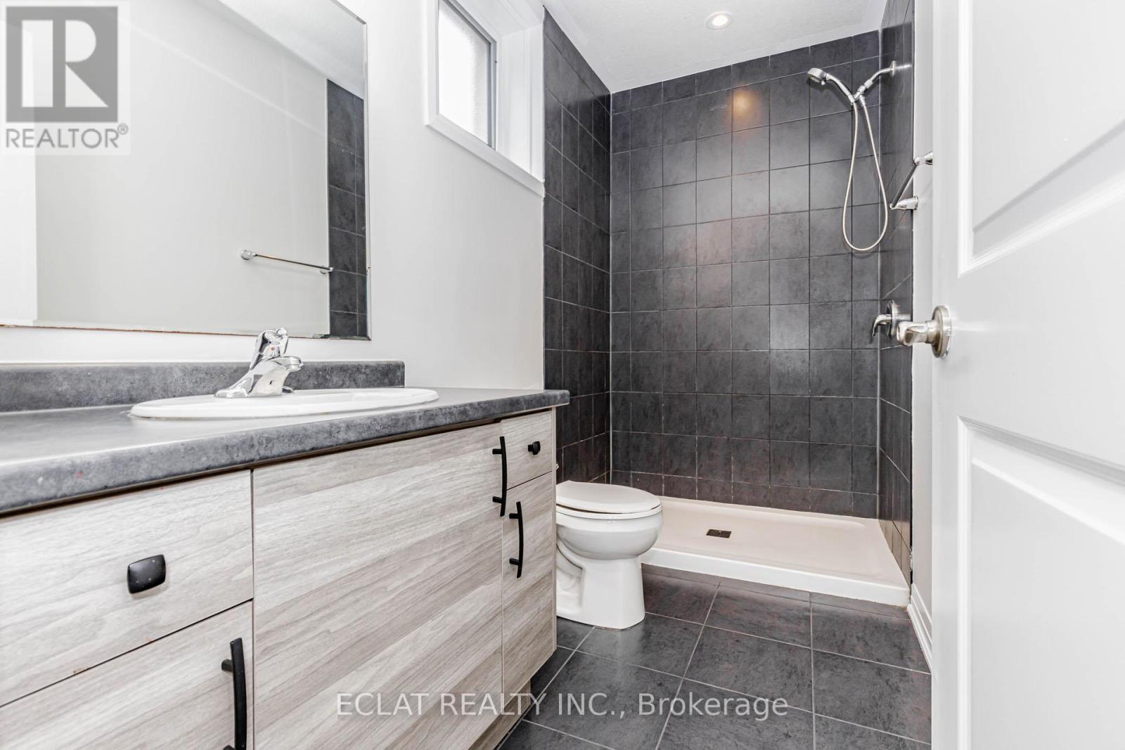36 Vitality Drive, Kitchener, Ontario  N2R 0R7 - Photo 35 - X13228514