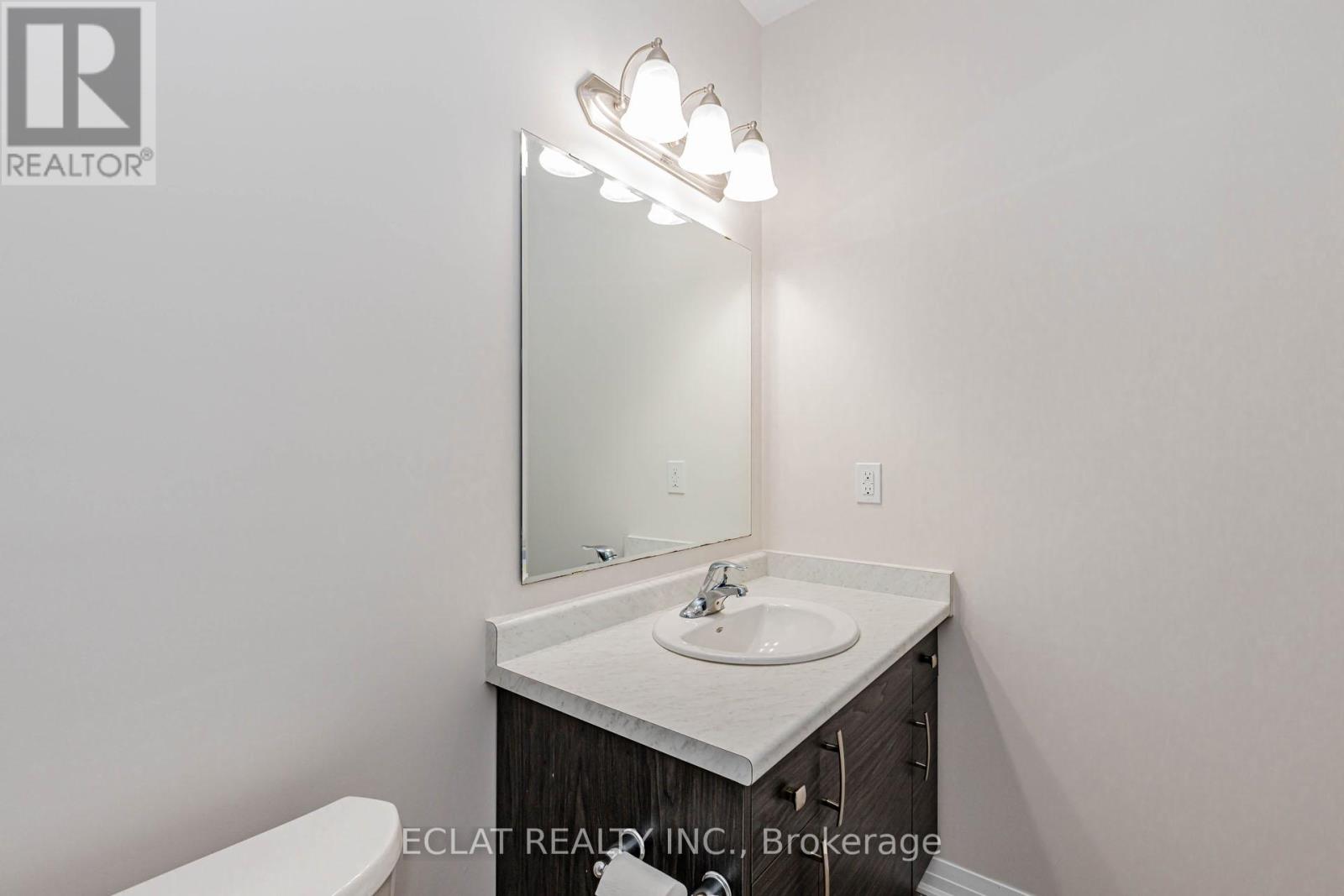 36 Vitality Drive, Kitchener, Ontario  N2R 0R7 - Photo 43 - X13228514